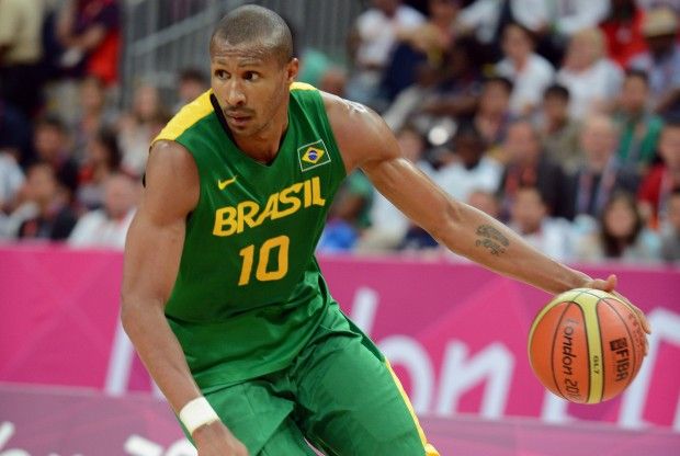 Happy Birthday to the Brazilian Blurr, Leandro Barbosa Feliz Aniversário 