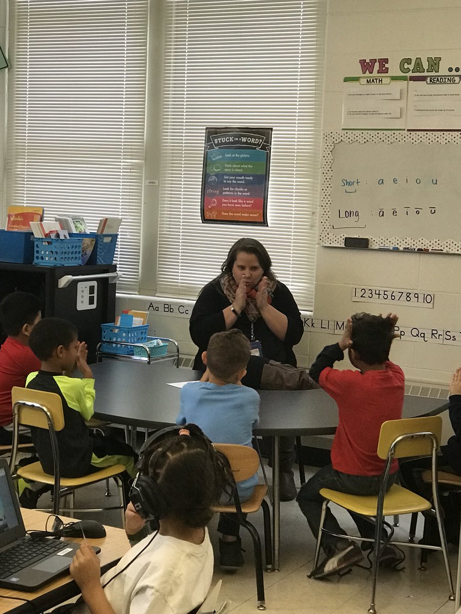 chrissywillis5's tweet photo. Nothing better than observing high quality instruction! 100% student engagement in a phenomenal learning environment. #dcsdpln https://t.co/lpjMjD0iN0
