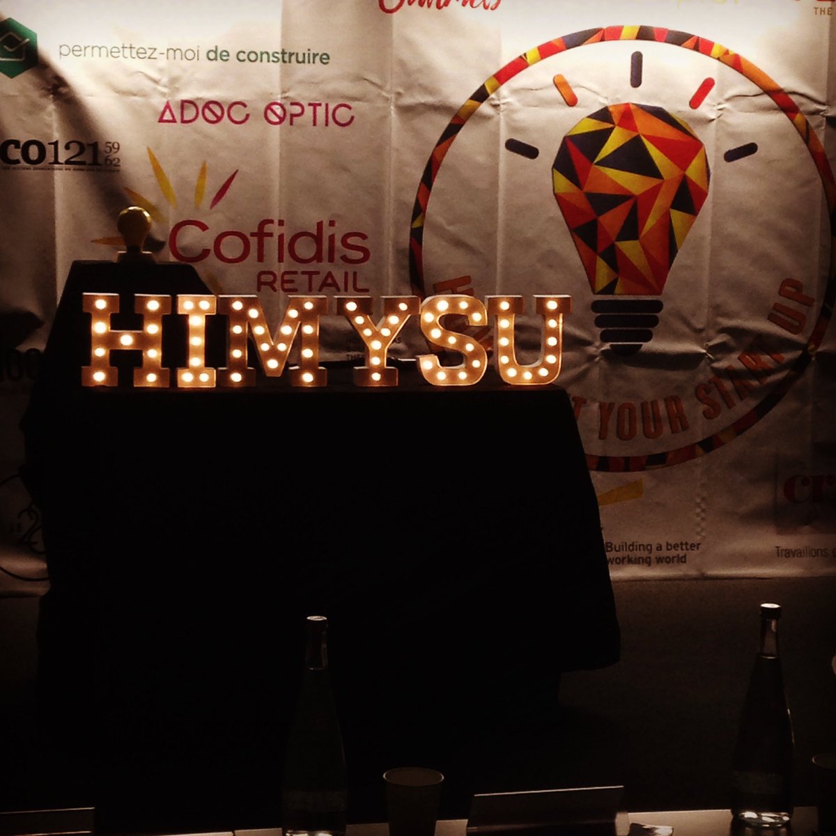 AnaisAndreosso's tweet photo. Bientôt l'heure de la finale du concours ! #HIMYSU #talents #eloquence https://t.co/Qp9QJkfv16