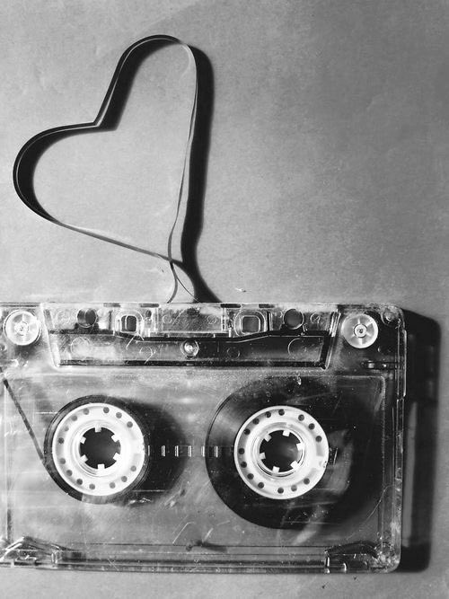 UnistreamTweets's tweet photo. #TRUELOVE. Comment below with your fav track right now and we will add this to one of our playlists! https://t.co/L3z1JdS6Ya