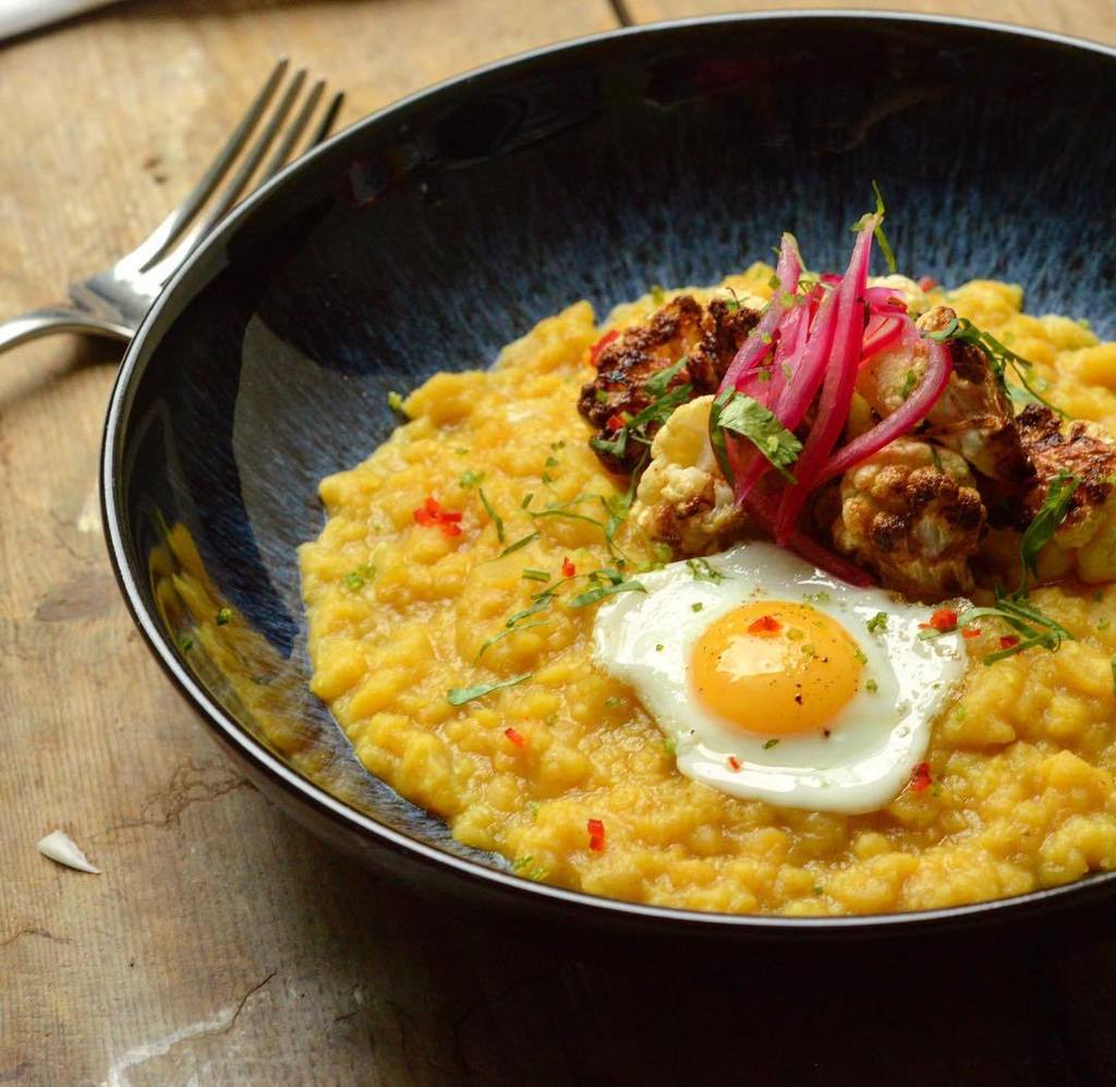themustardspoon's tweet photo. If you've not tried roasting cauliflower yet then you're missing out! It absolutely transforms it into the nuttiest, tastiest most delicious thing around. Coupled with this really creamy &amp; super simple dal, it's just about the easiest veggie dinner you c… https://t.co/AGkGPqn4L4 https://t.co/VNkot4wqi3