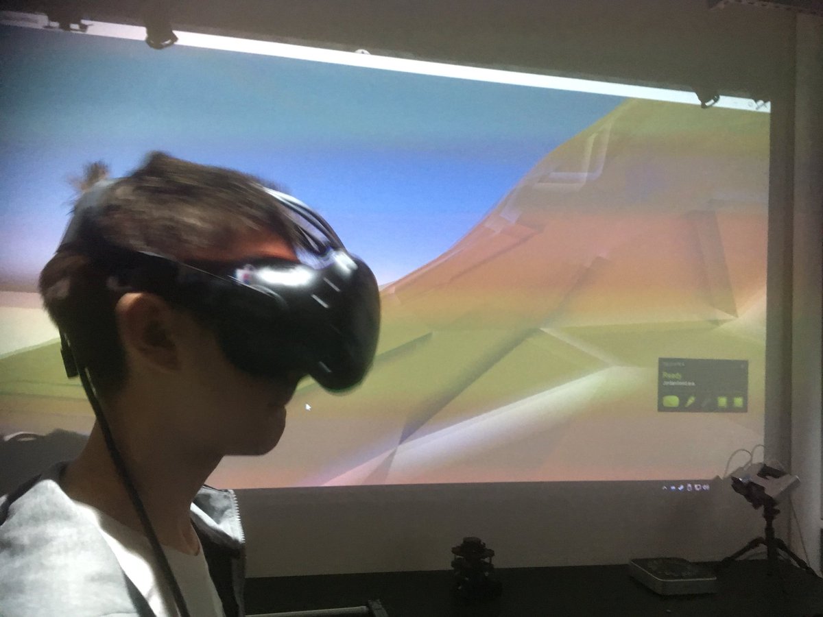 Ashford_Pi_Man's tweet image. Great afternoon at UCA, Canterbury exploring creative coding and the overlap between design, coding and making. Good VR demo too!!