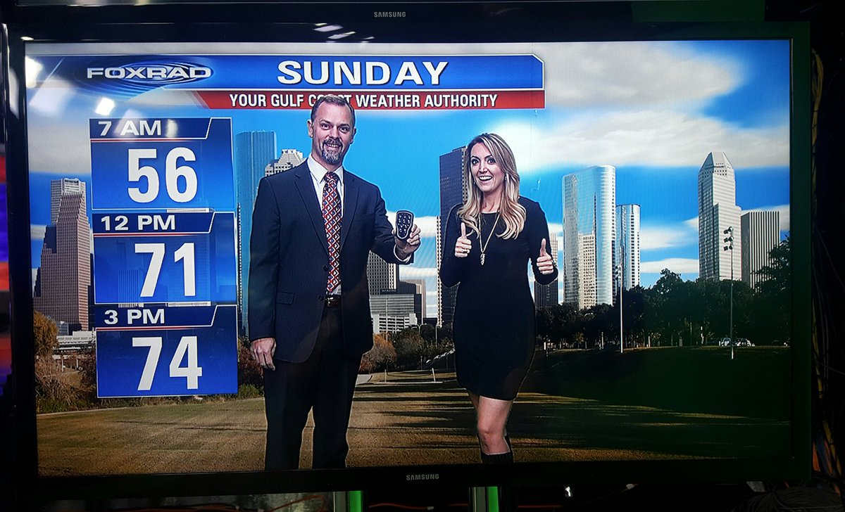 LindseyHenry365's tweet photo. Thanks again @JohnDawsonFox26, you're the best! #JDRocks #Meteorologist https://t.co/TaKFYoYtnv