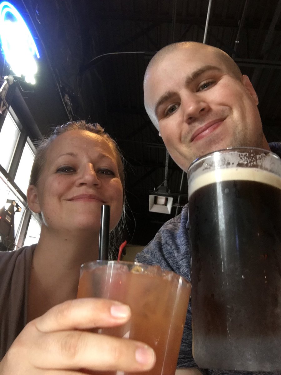 shaunielanders's tweet photo. Two of my favorite people!!! Happy birthday guys ....I love you 😘 https://t.co/3jIWKe2joF