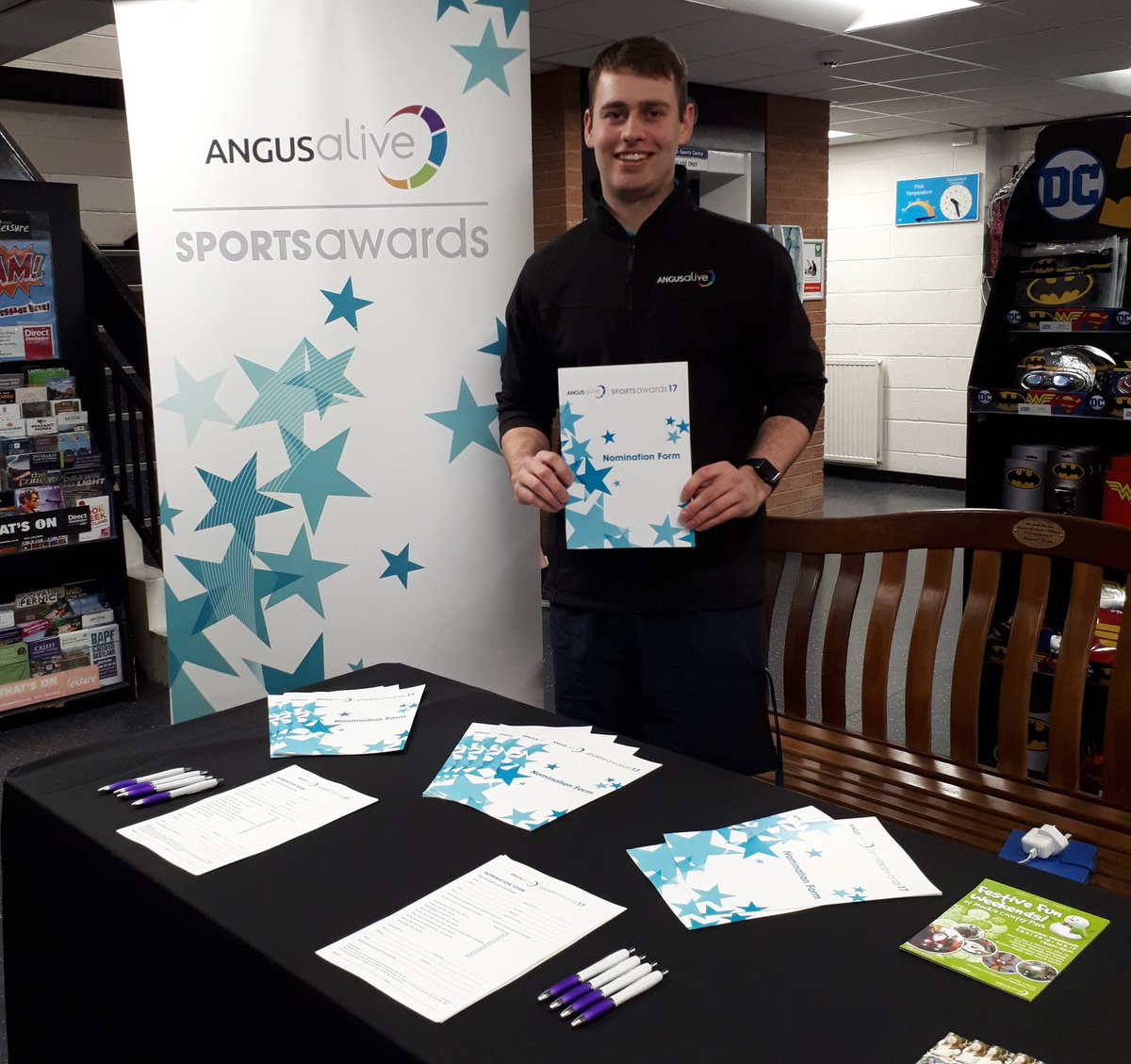 angusalive's tweet photo. ANGUSalive Sports Awards ambassador @JordanY1994 at Arbroath Sports Centre tonight, come along and get nominating #AASportsAwards17 https://t.co/ACp1R7vZQi