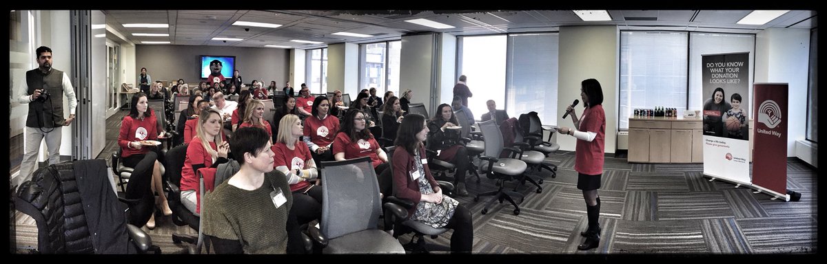 doodlefarm21's tweet photo. Inspired by the campaign teams that organize events in the workplace! #unselfie #GivingPropsTuesday #givingtuesday https://t.co/GwpYok0iYF