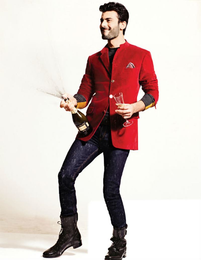And the clock strikes 12(in India)

HAPPY BIRTHDAY FAWAD KHAN 