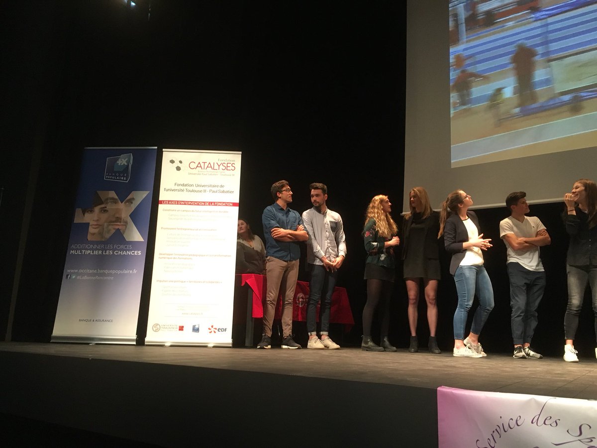 MalricLine's tweet photo. Présidente de la Fondation #Catalyses de l Université @UT3PaulSabatier, j ai eu le privilège d honorer les SHN, Champions d Europe Universitaires, avec le soutien de @BanquePopulaire https://t.co/iki1vJ9Mto