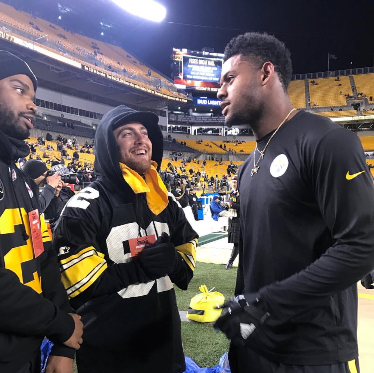 Pittsburgh Steelers on X: Looks like @MacMiller is ready for the game.   / X