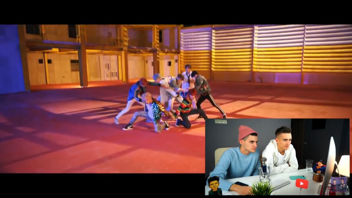 _Inna_29's tweet photo. #Bts#Halber 
Уже  @Houusse и @VBerBeryy оц��нили клипы Bts❤️ https://t.co/VQ2B3ug8T7