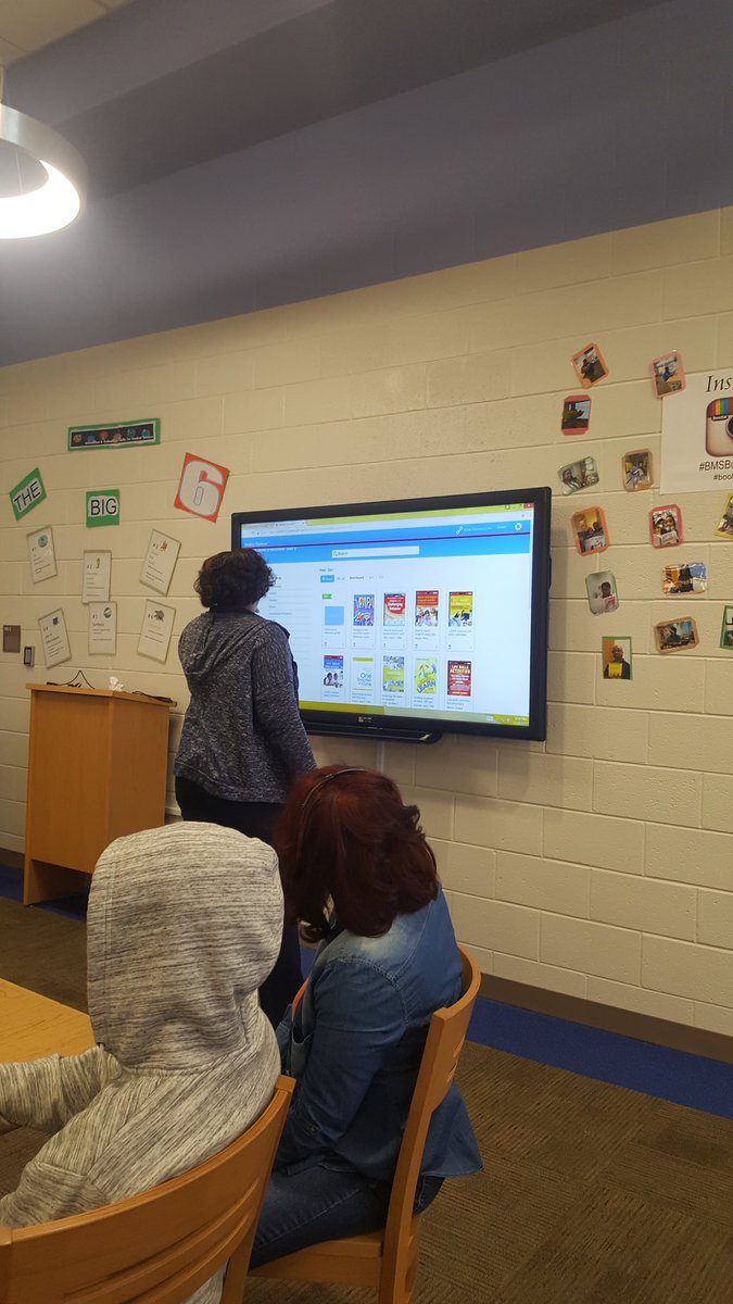 BMS_Parents's tweet photo. Happening now @APSBrown Reading Lunch and Learn with parents and thier students. 6th,7th & 8th graders facilitated by Mrs. Bivins
@TiaunaTcrooms @AssocSupBrown @apsupdate #NationalParentInvolvementMonth https://t.co/p9oJeoHtOt