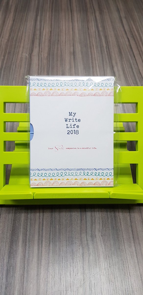 pranski's tweet photo. Artsy, right? #MyWriteLife2018 https://t.co/2FTXnGy6sZ