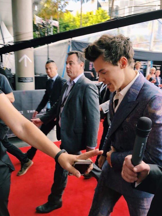 lowqualityhpics's tweet photo. https://t.co/DR00CewXSF