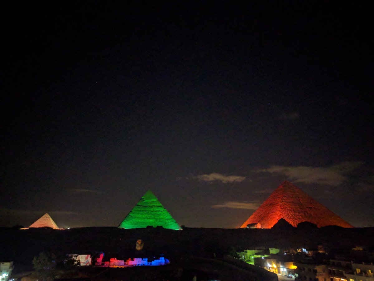 TravelBySpeed's tweet photo. The last standing monuments of the 7 wonders of the #ancient world

#pyramids #Egypt #travel https://t.co/W23NUlQRKn
