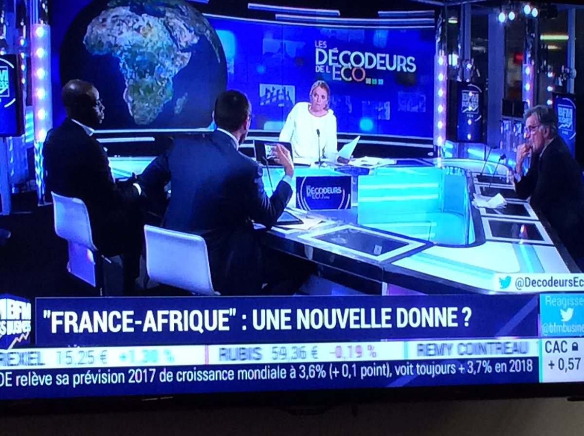Changement de donne avec la tournée du President Macron ! Cc <a href="/pabalu14/">Pierre-Antoine Balu</a> <a href="/PwC_France/">PwC France</a> dans les @Decodeurseco sur <a href="/bfmbusiness/">BFM Business</a>