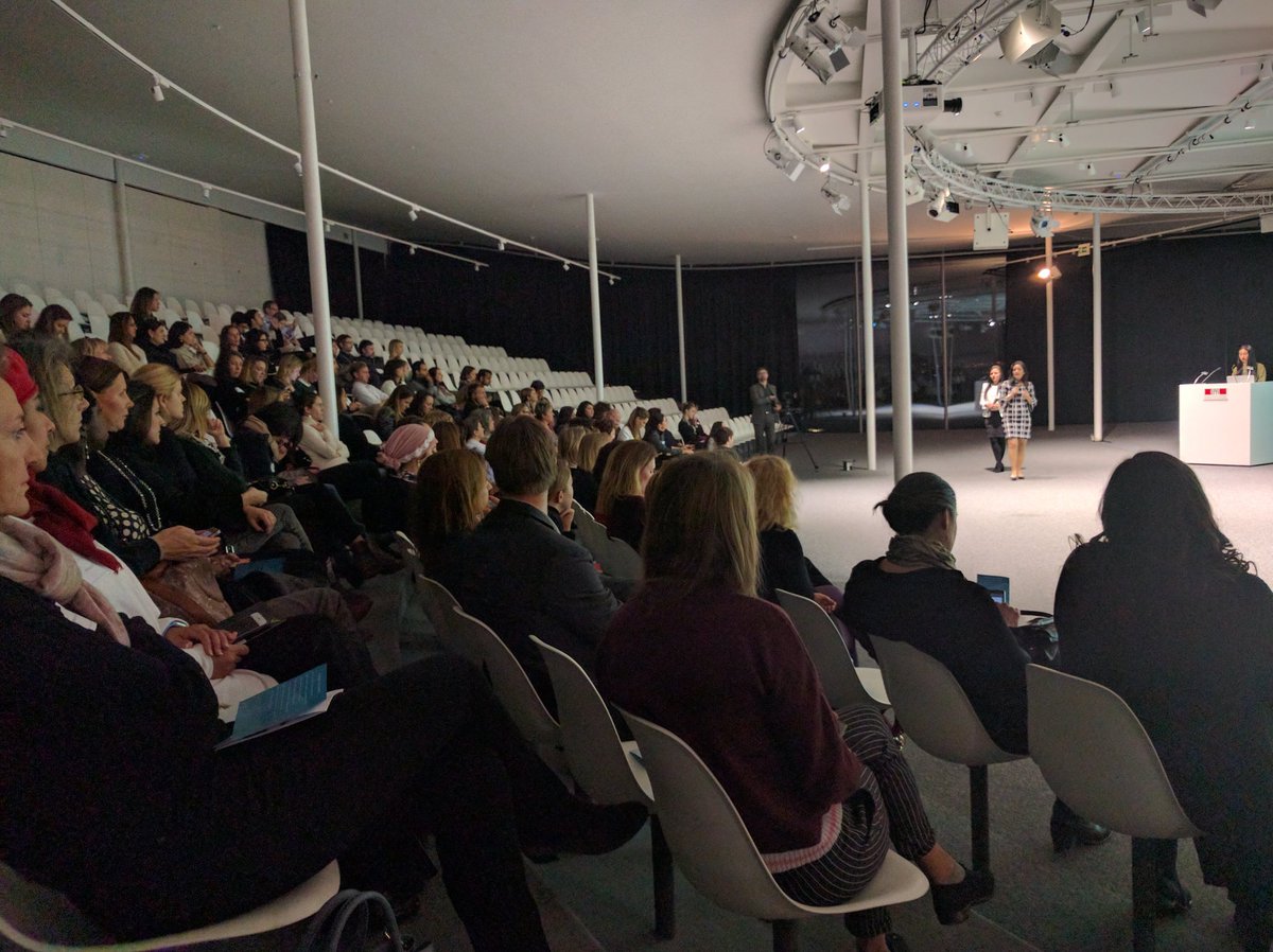 Innovaud's tweet photo. #lishlaunch | "Only one woman out of ten is an entrepreneur" | Only 17% of women create their company | @SuchiDubey presenting #LISH #WomenInTech https://t.co/CCLH5mmEHI