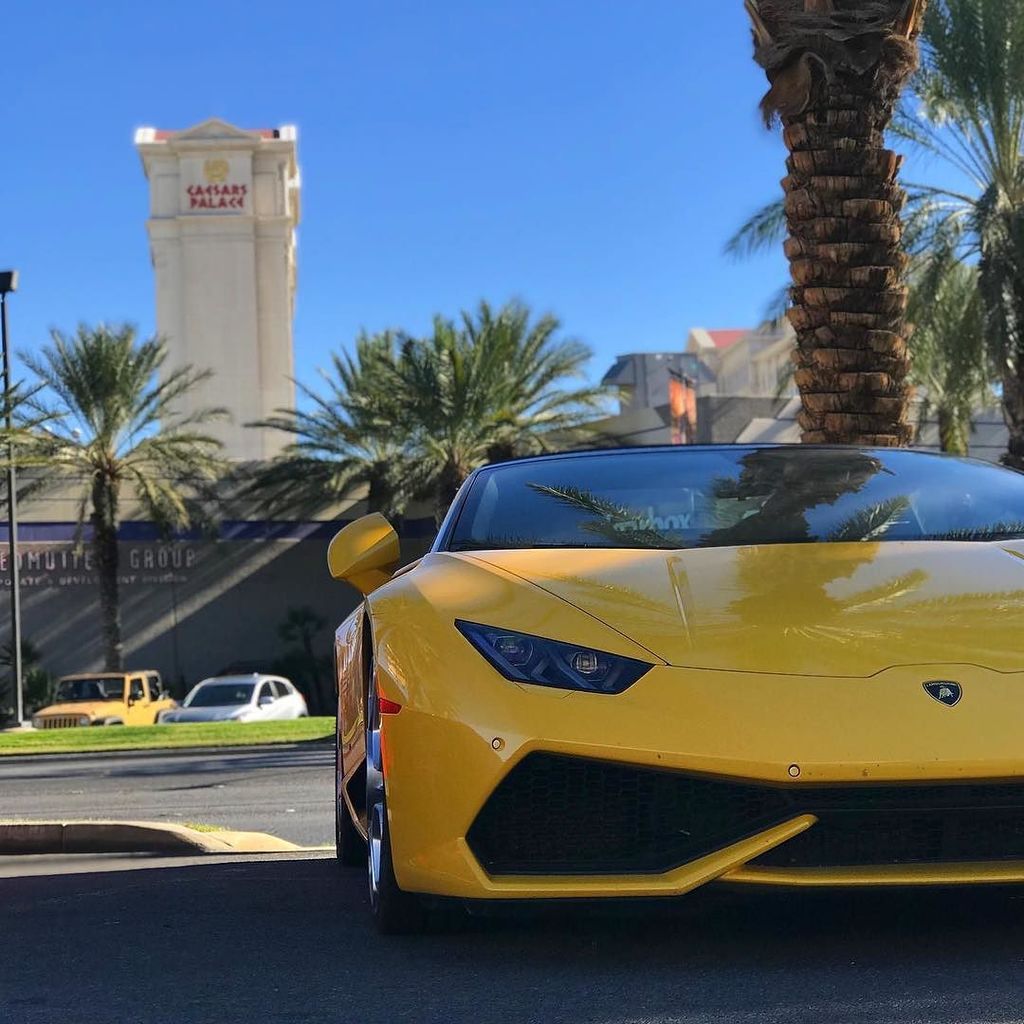 bevhillscr's tweet photo. BHRAC is not limited to California, stop by and see the team in #Vegas! @exoticdrivingexperiences located at 4055 Dean Martin Drive, Las Vegas, NV 89103 #BHRAC #EDE https://t.co/vptttKGGIk https://t.co/wz6yKjJ7kE