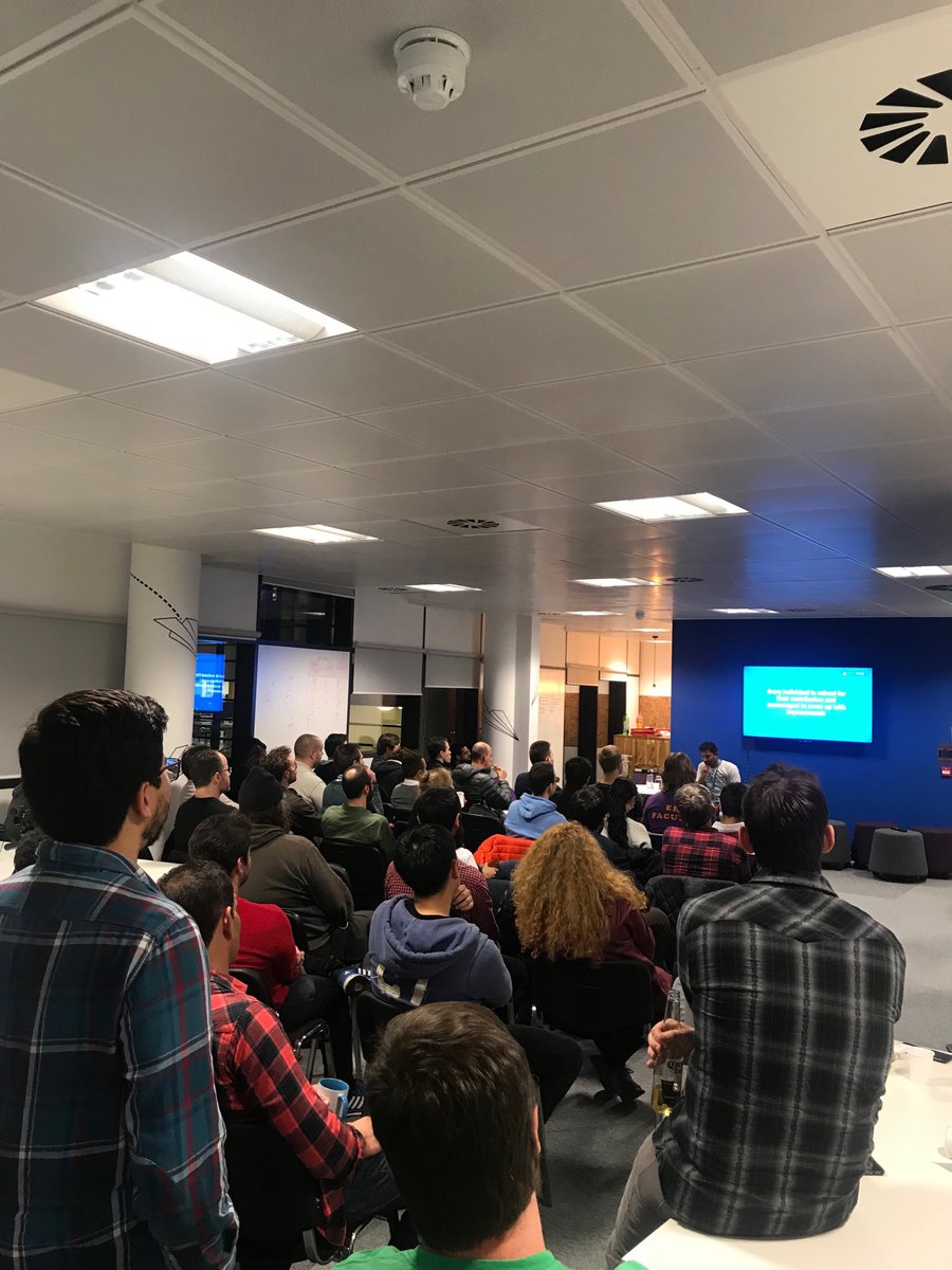 TomBrierley3's tweet photo. Java night with @TravixIntl @arrowsdigital - London https://t.co/BMtVmFg6VO