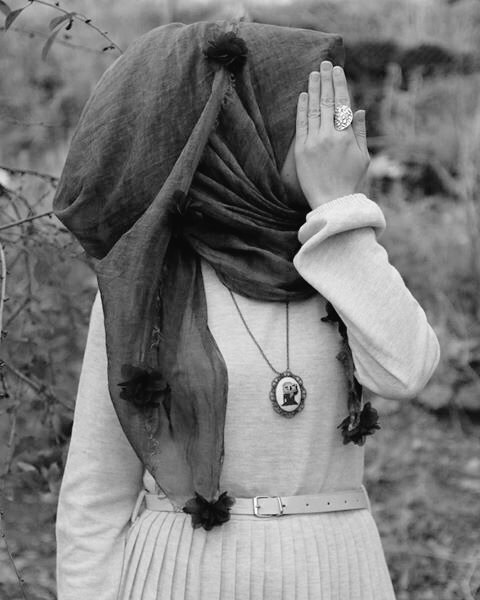 اللّهم ردّنا إليك رداً جميلاً...
🍃🍃🍃
أتدرون ما هو الرد الجميل...
🍃🍃🍃
أن يردك الله إليه..
بلطف دون أن يبتليك بمصيبة 
🍀🍀🍀🍀