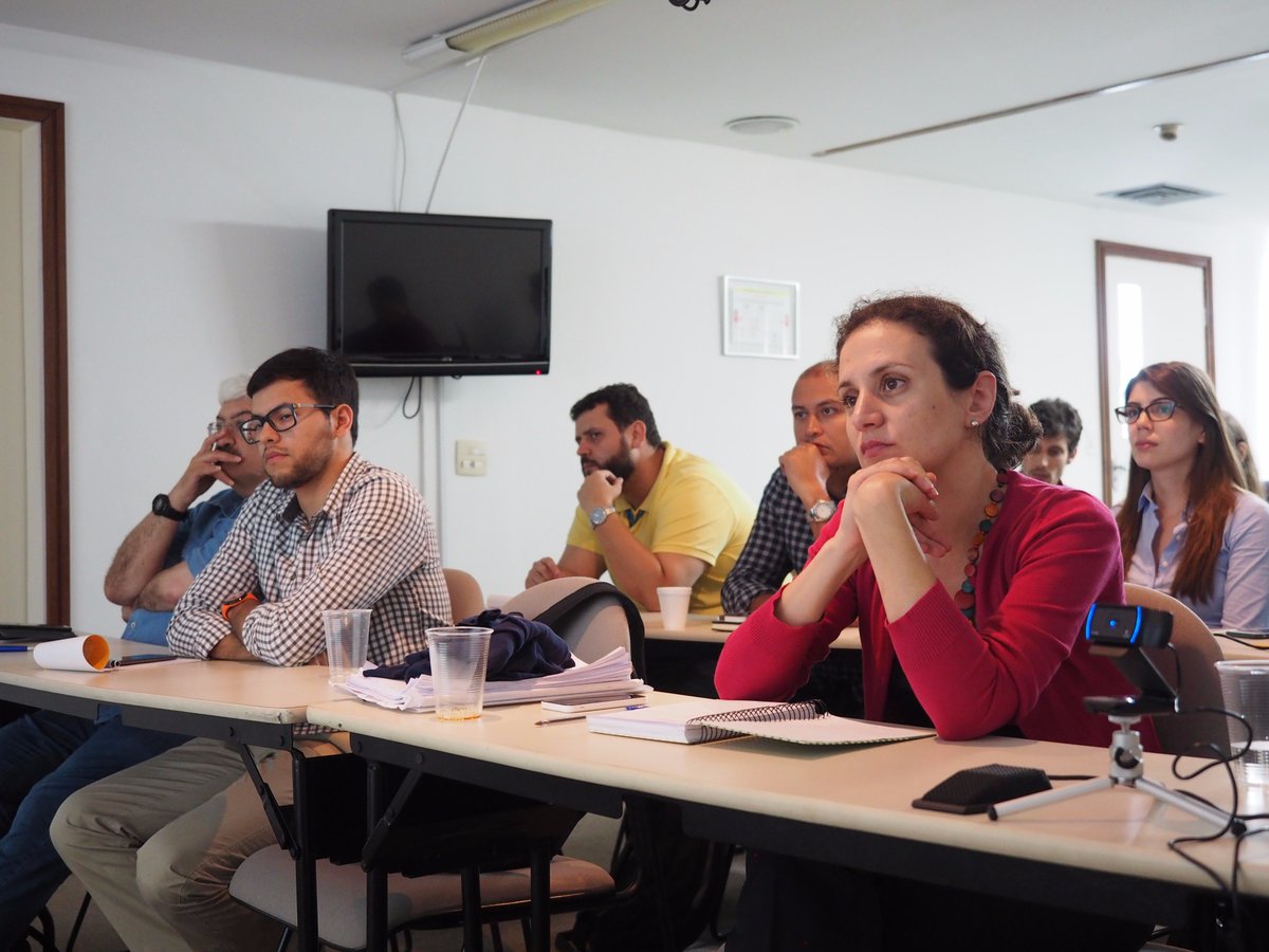 GeoScixyz's tweet photo. Thanks to everyone who joined us in Rio de Janeiro for #DISC2017 Geophysical Electromagnetics: Fundamentals and Applications! More photos at: https://t.co/OZ23rkMakZ. cc @SEG_org, @SEGWiki https://t.co/hI5sggNb9B