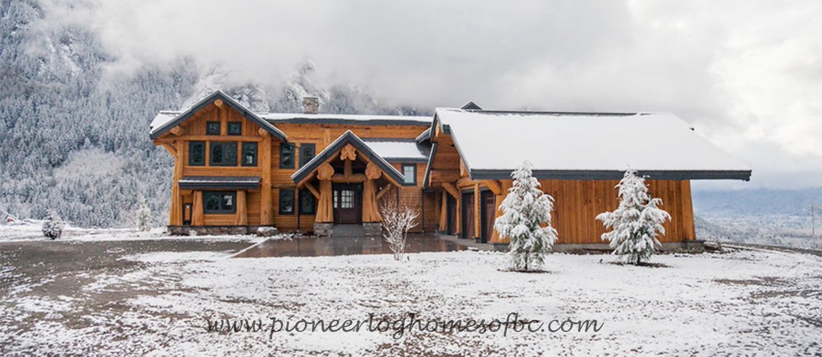 PioneerLogHomes's tweet photo. Its starting to look a lot like Christmas! Stunning Post &amp; Beam home we built in 2013 in North Bend, WA. 
This home has over 5,000 sq.ft including the garage and boasts tons of custom features. https://t.co/KGlzuCS9wP