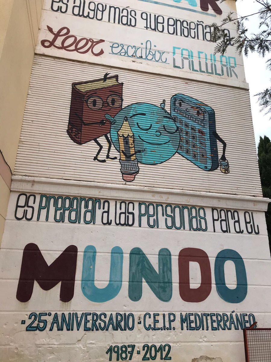 AdelaMCacha's tweet photo. “Educar es algo más que enseñar a escribir o calcular, es preparar a las personas para el mundo” #Totalmentedeacuerdo #reflexiones https://t.co/k65m3jfVMd