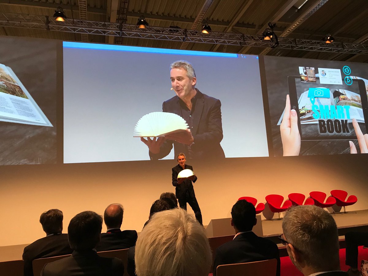 kenan_kocatrk's tweet photo. Bugün Canon’un düzenlediği “Future Book Forum 2017”de Yayıncılığın geleceğiyle ilgili çok önemli sunumları izledik,Türkiyeli yayıncı arkadaşlarla tartışmalarda katkı yaptık.#futurebookforum2017, #peterfisk https://t.co/jZXDZppoz3