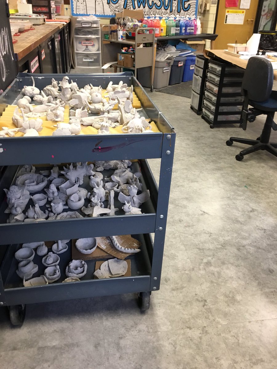 6th grade is having a blast creating habitats for their clay creatures! See you soon..! 🦎🐯🐙🔥#tothekiln #ceramics #kidart #greenware