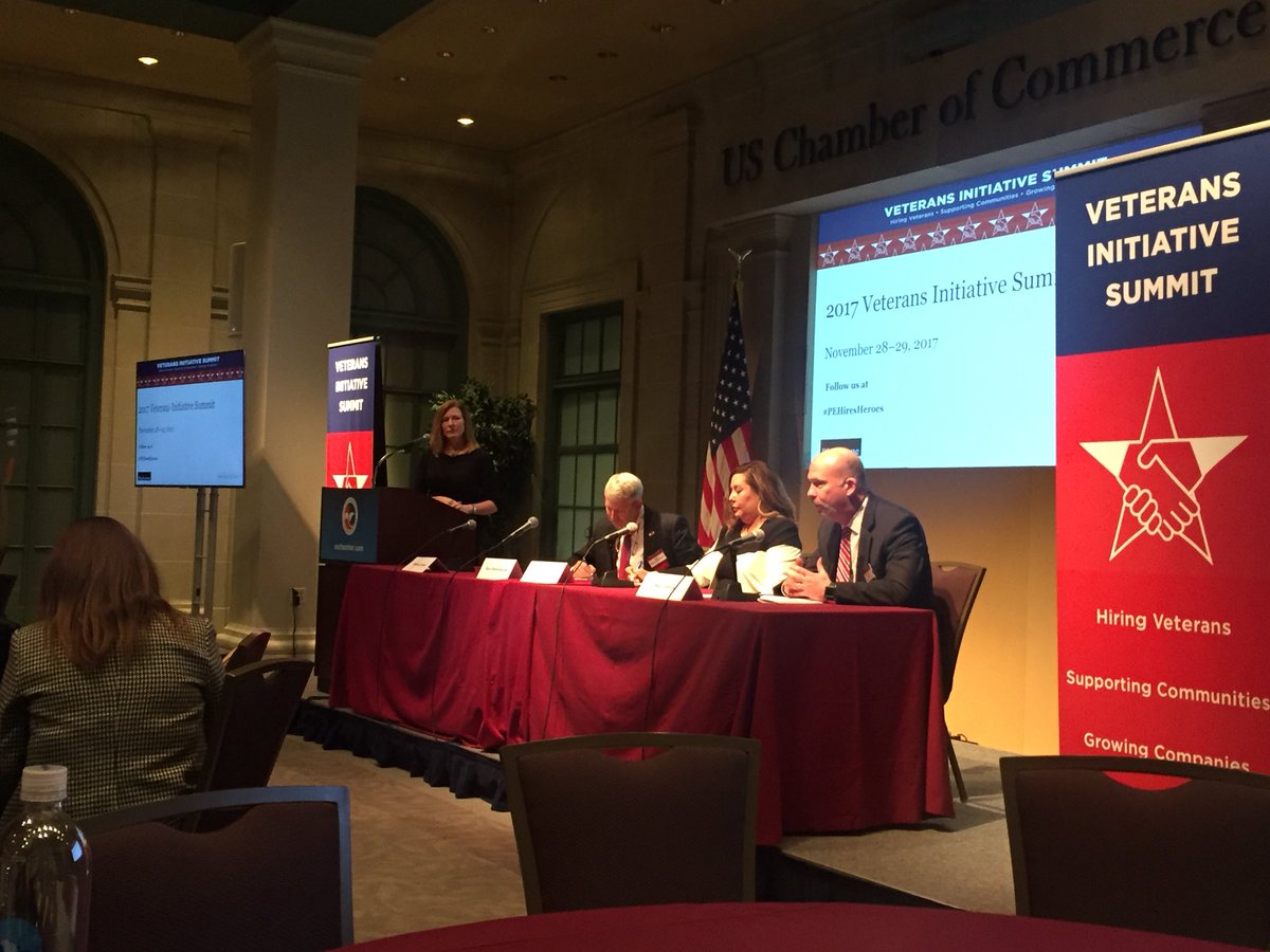 RobertWheeler27's tweet photo. @ESGR @USDOL @DeptVetAffairs @DeptofDefense @SBAgov sharing their expertise on how to leverage federal government resources to recruit, hire, train, and retain military vets and their families!  #PEHiresHeroes #VeteransInitiativeSummit https://t.co/oihB5gI66i