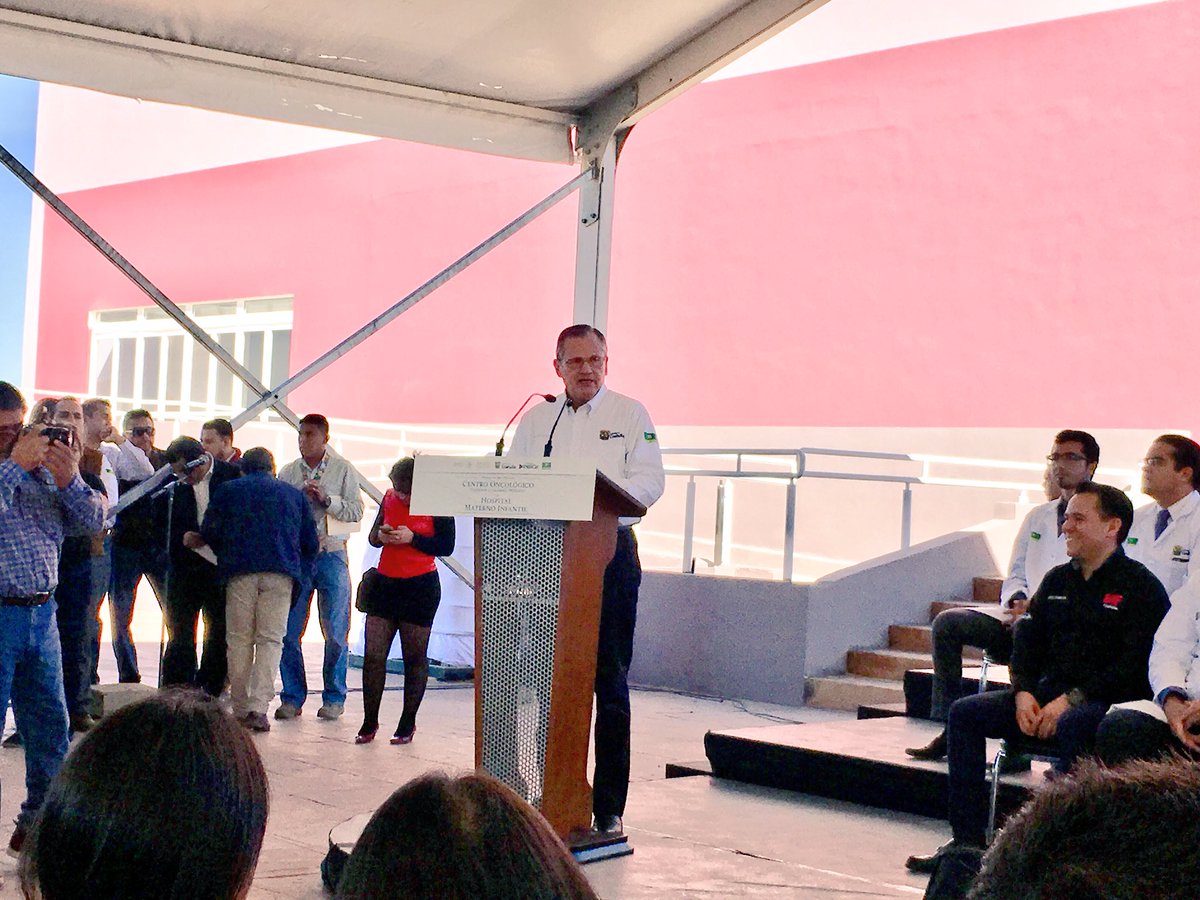 SEFIRC_COAH's tweet photo. #CerramosFuerte con la Inauguración del Centro Oncólogo “Salvador Chavarría Delgado” #CoahuilaElOgulloDelNorte https://t.co/H5h7m8ZKAg