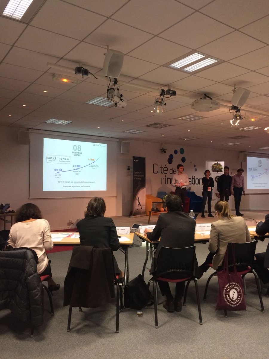 UnivParisSaclay's tweet photo. #UPSaclayChallenge 12eme pitch par #RunOptics : un système optique intelligent pour détecter des objets sur les pistes d’aéroports @StartinSaclay @S_Lamande @ENSTAParisTech @UnivEvry @InstitutOptique https://t.co/shMGRYGTbM
