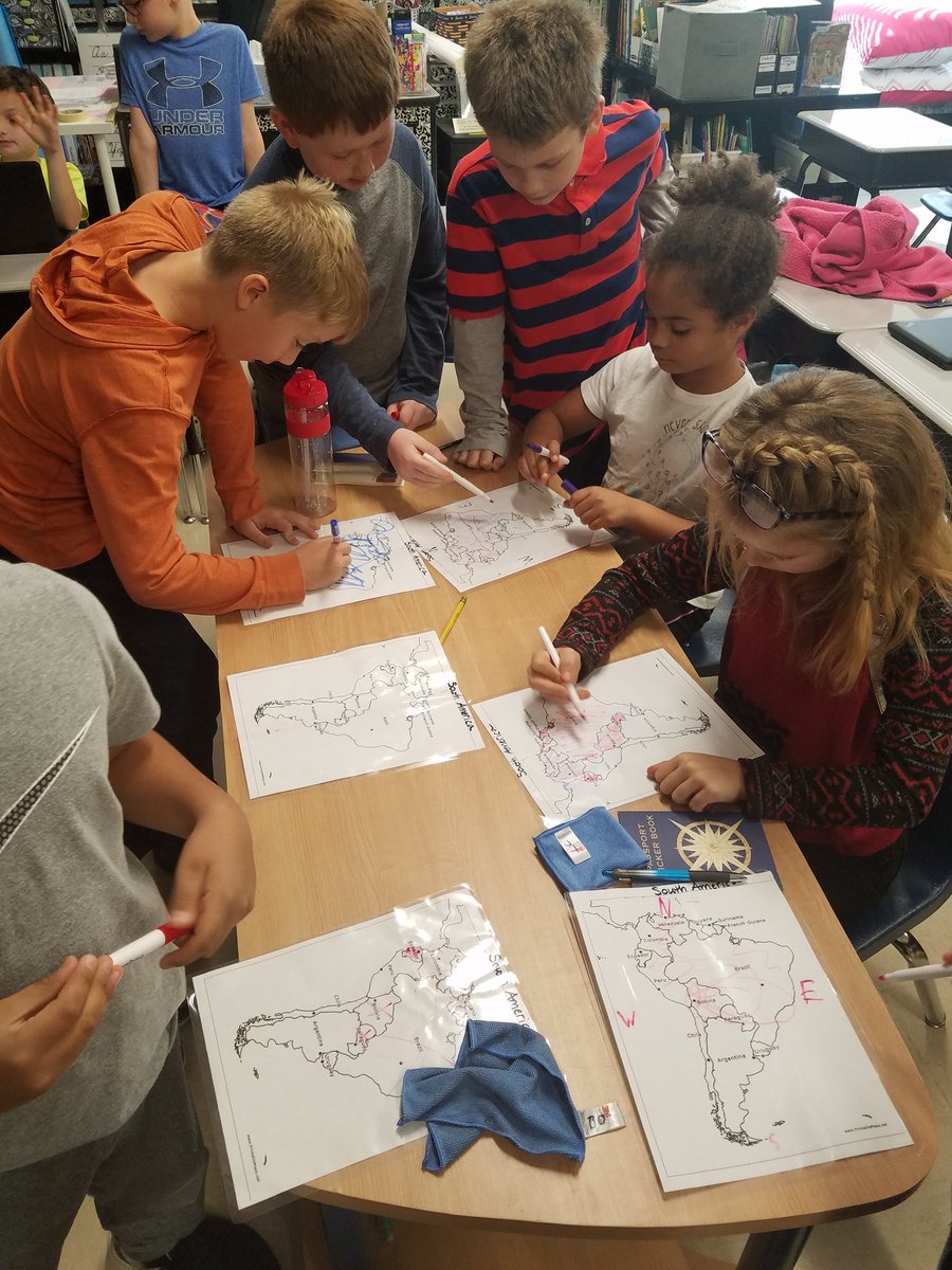 RuthHowell3's tweet photo. Another great Mystery Skype with @mlbargas @SkypeClassroom @MicrosoftEDU @D5Live @SpartanburgD5 #SkypeaThon https://t.co/nj8yMfM56B