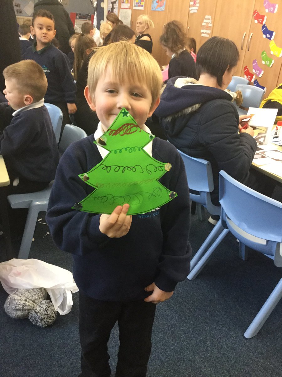 VGHighlands's tweet photo. Thank you to everyone that came to make a decoration today, it was lovely to see everyone! #feelingfestive https://t.co/CjPc3rhojg