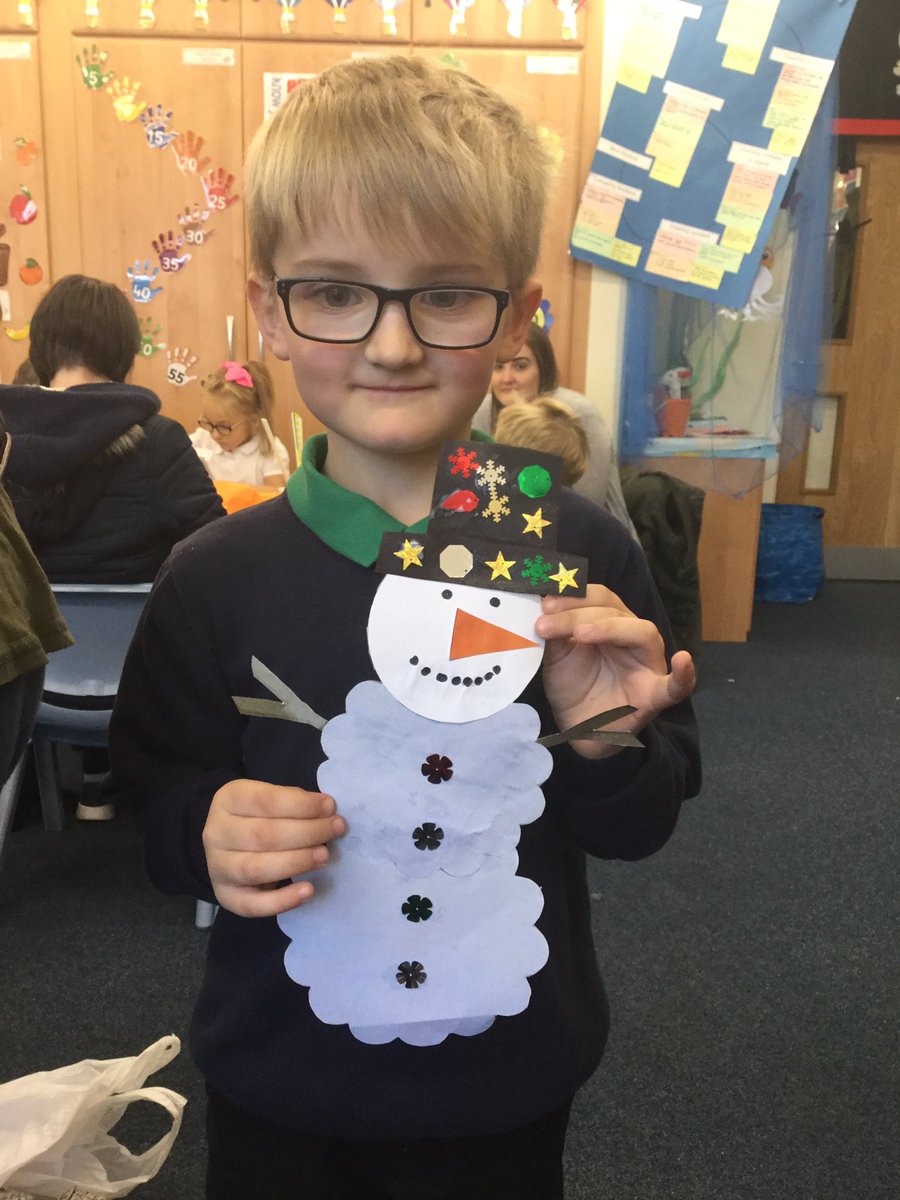 VGHighlands's tweet photo. Thank you to everyone that came to make a decoration today, it was lovely to see everyone! #feelingfestive https://t.co/CjPc3rhojg
