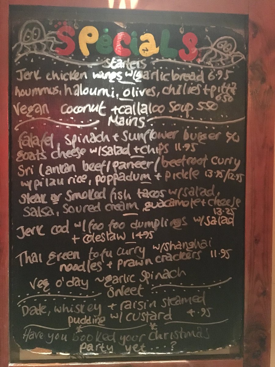 BannersN8's tweet photo. #BeetrootCurry #PaneerCurry ....or #BeefCurry for the curry lovers! So many to choose from and that’s not to mention the ones on the menu 😊 #BannersN8 #BlackberryCocktails https://t.co/jxEX5DC0wy