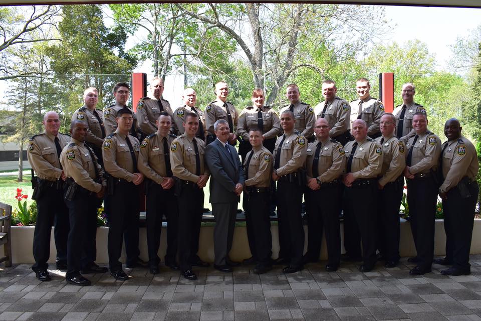 LoudounSheriff's tweet photo. The @LoudounChamber Valor Awards honors local heroes, from public safety to citizens. Do you know a hero(s) who deserve to be recognized? Read more here: https://t.co/lXpAhzbBwX For the online nomination form click: https://t.co/vFsUV31IRH. Nominations are due by Jan 5, 2018. https://t.co/NXviOhYBD9