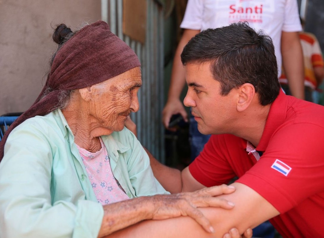SantiPenap's tweet photo. El anhelo de una madre que quiere un país mejor, es el motor que me impulsa a tomar fuerzas para seguir  luchando por tus sueños, el sueño de todos los #ColoradosDeBien ¡El 17/12 #JuntosHagamosMás! https://t.co/oq0u5F19Vr