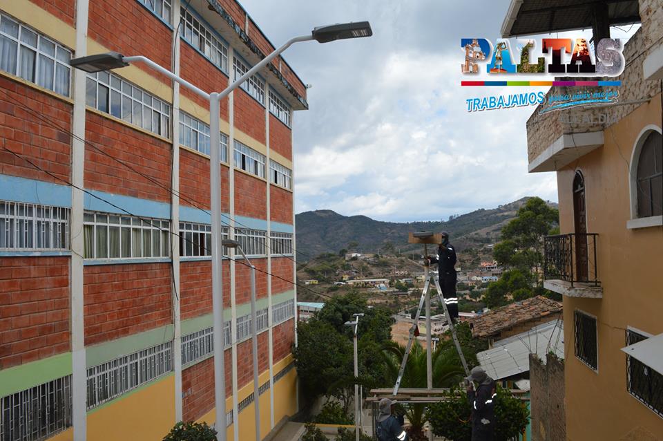 #LuminariasEscalinataMarista 
"Trabajamos para vivir mejor" 
Arq. Ramiro Maita Sánchez 
ALCALDE