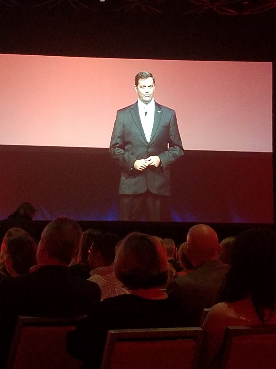 IAEE_HQ's tweet photo. 2017 Chairperson @RyanStrowger takes the stage and discusses the tech and innovative opportunities at #ExpoExpo https://t.co/M98b0CvPD7