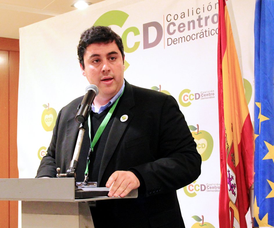 CCDcentro's tweet photo. @CCDcentro concluye su IV Congreso Nacional en Valencia renovando todos los cargos del Partido y preparado para ofrecer a toda la ciudadanía los Valores y Propuestas del auténtico Centro Político.  #Centristas https://t.co/qWr2XsMMnS
