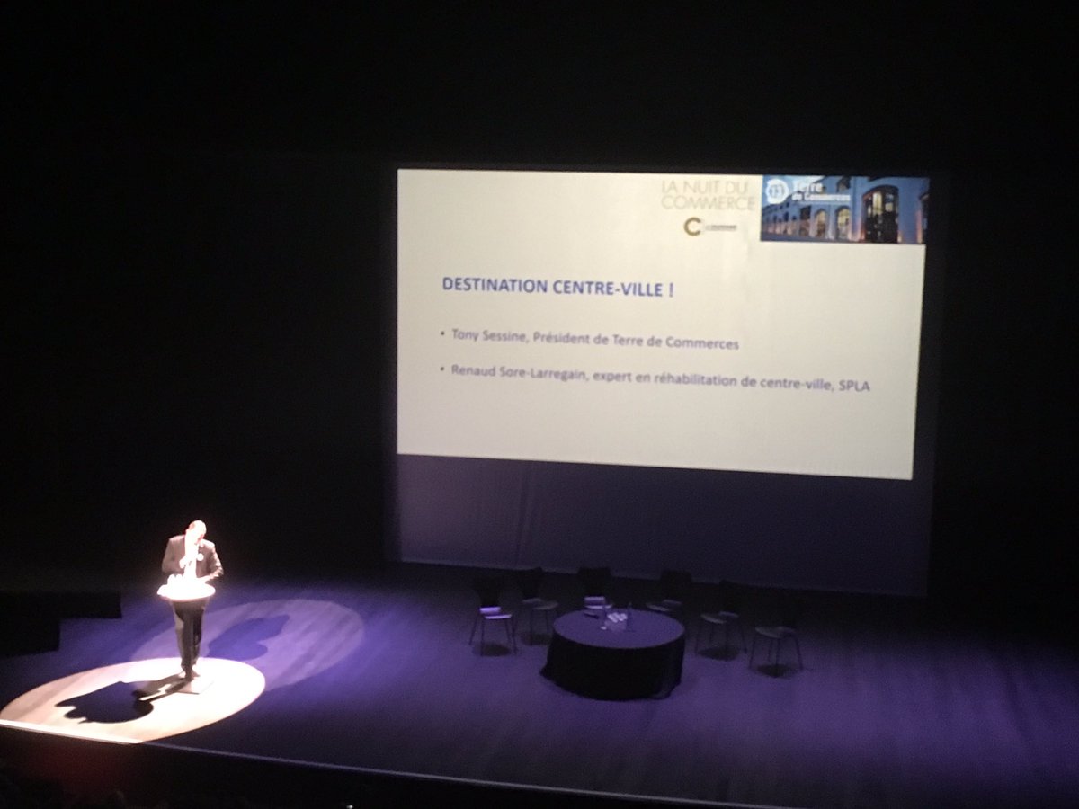 TerredeCommerce's tweet photo. .@TSESSINE ouvre les débats de #NDC de la ciotat. "Le temps est venu, nous devons tous nous mettre autour de la table, nos centres villes doivent redevenir la destination où il fait bon vivre et travailler " https://t.co/8mVFE8UUWT