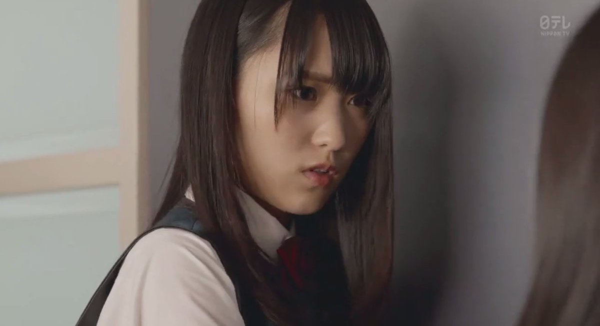 In the same episode, the first one to know the doors are locked is Sugai followed by Akanen & Zuumin. A coincidence that these same three girls had a big part in the course of Keyaki& #39;s history? I think not.