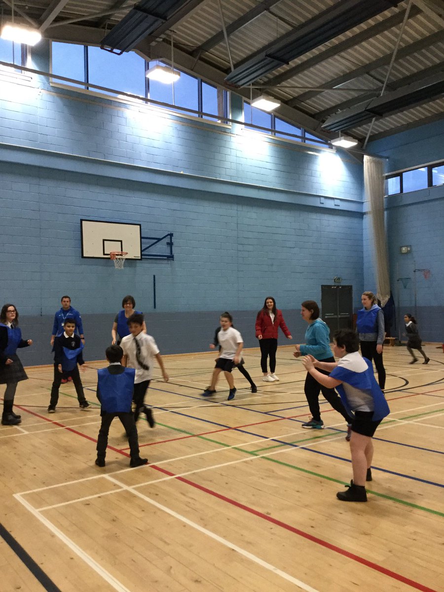 Mearns_Primary's tweet image. Parents and children involved in sports sessions organised by Active Schools. #playingandlearningtogether @EastRenCouncil  @GLoganEd