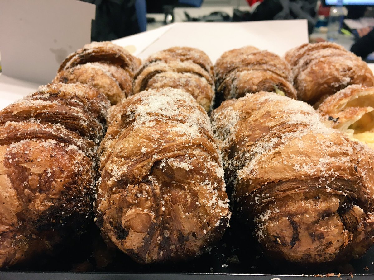 La nit dels ignorants tweet media