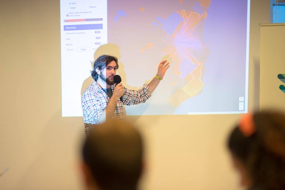 MyBusAR's tweet photo. #DetrasDelTeclado increíbles fotos del #MDPDataFest.
@nosoul88 https://t.co/INSYOsPysd