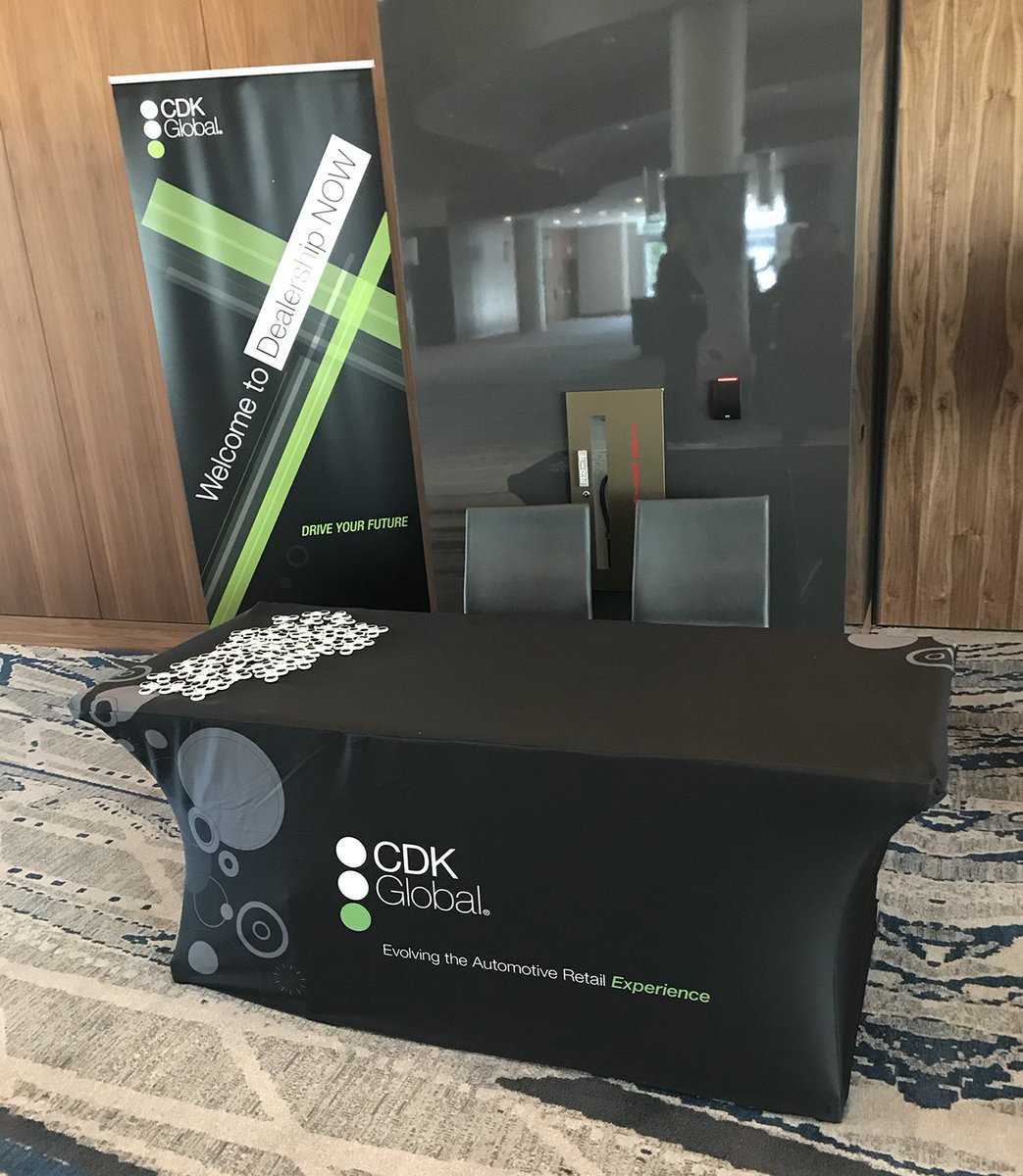 CDKGlobal's tweet photo. Happy to be here in sunny LA! Stop by our booth here at #AutoConfLA. https://t.co/68HlGQ4NGy