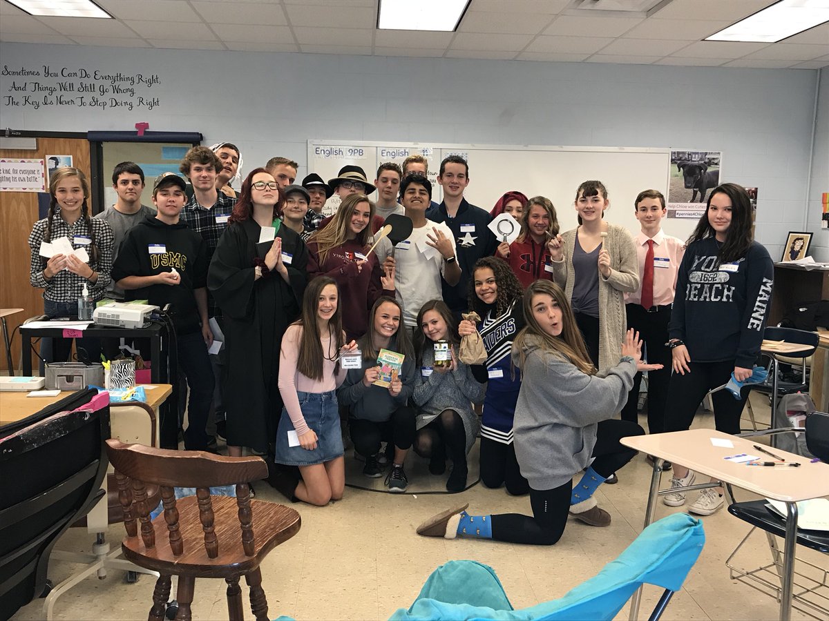 KelseyKeith303's tweet photo. All of Maycomb citizens came together for tea to discuss recent events and the outcome of the trial. #characterfun #ToKillaMockingbird https://t.co/N5wG5nws5d