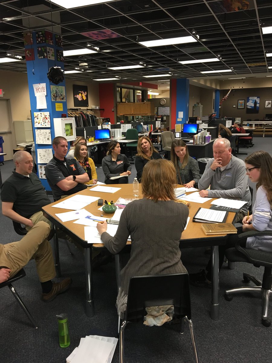 MillsTsd's tweet photo. Listening to a student present on her learning through a pumpkin pie project. #passiondriveslearning https://t.co/hr1OxKG9Mt