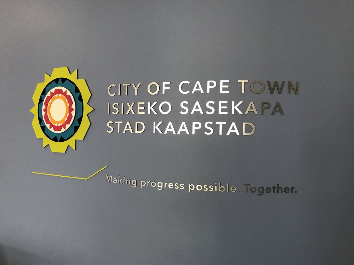 karstenklein's tweet photo. Drukke dag in Kaapstad. Bespreking met deputy mayor Neilson of @CityofCapeTown_ over samenwerking en ondertekening van vestiging van drie Z-Afrikaanse bedrijven in Den Haag. Goed voor 50 directe banen met mogelijke groei. @nfiaholland @TheHagueBiz @jcmnijland @HorbachBonnie https://t.co/rs18MlNBR0