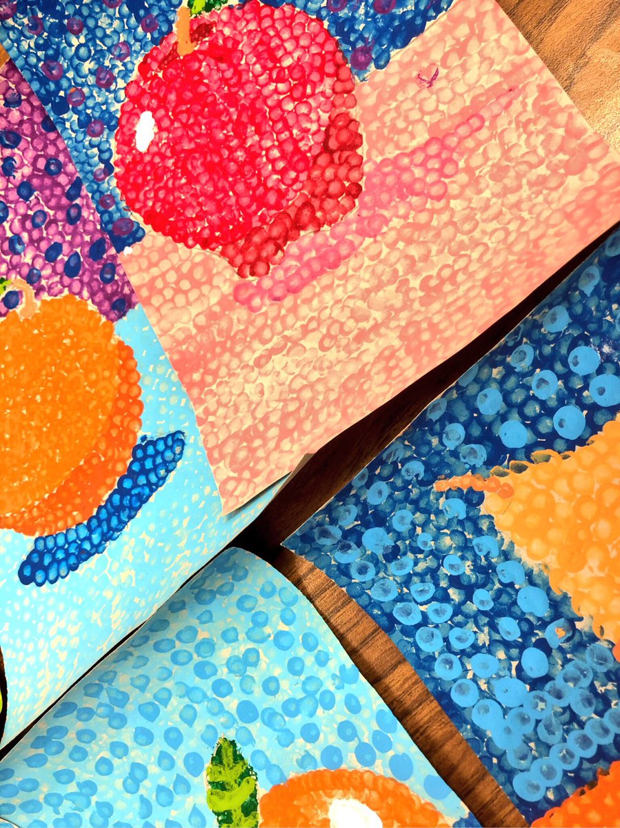 KerrCometsArt's tweet photo. #4thgrade - Pointillism Still Life Paintings #SueratTheDot https://t.co/L6QvXJ0XNq